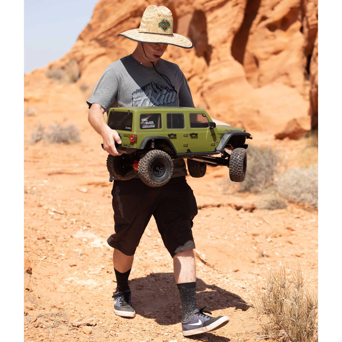 Green 1/6 4 Wheel Drive Electric Rock Crawler RC Truck B679
