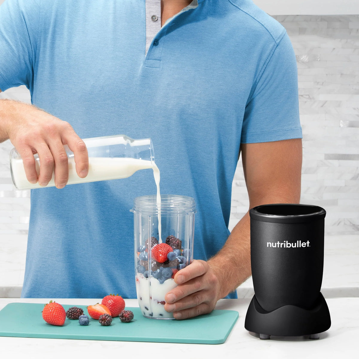 900 Watt 32 oz Personal Blender J54096