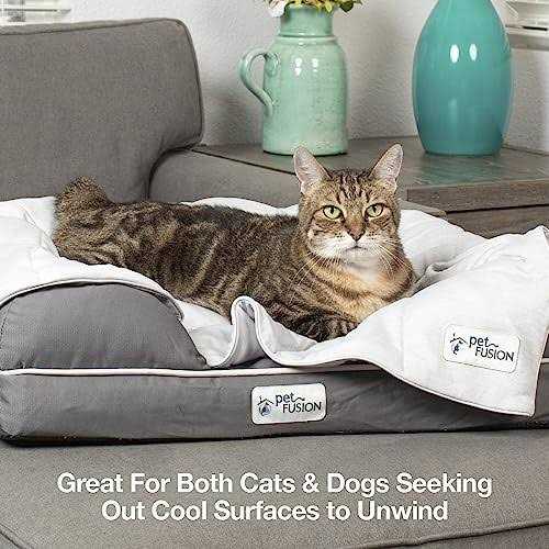 Lightweight Cat and Dog Cooling Blanket F83838