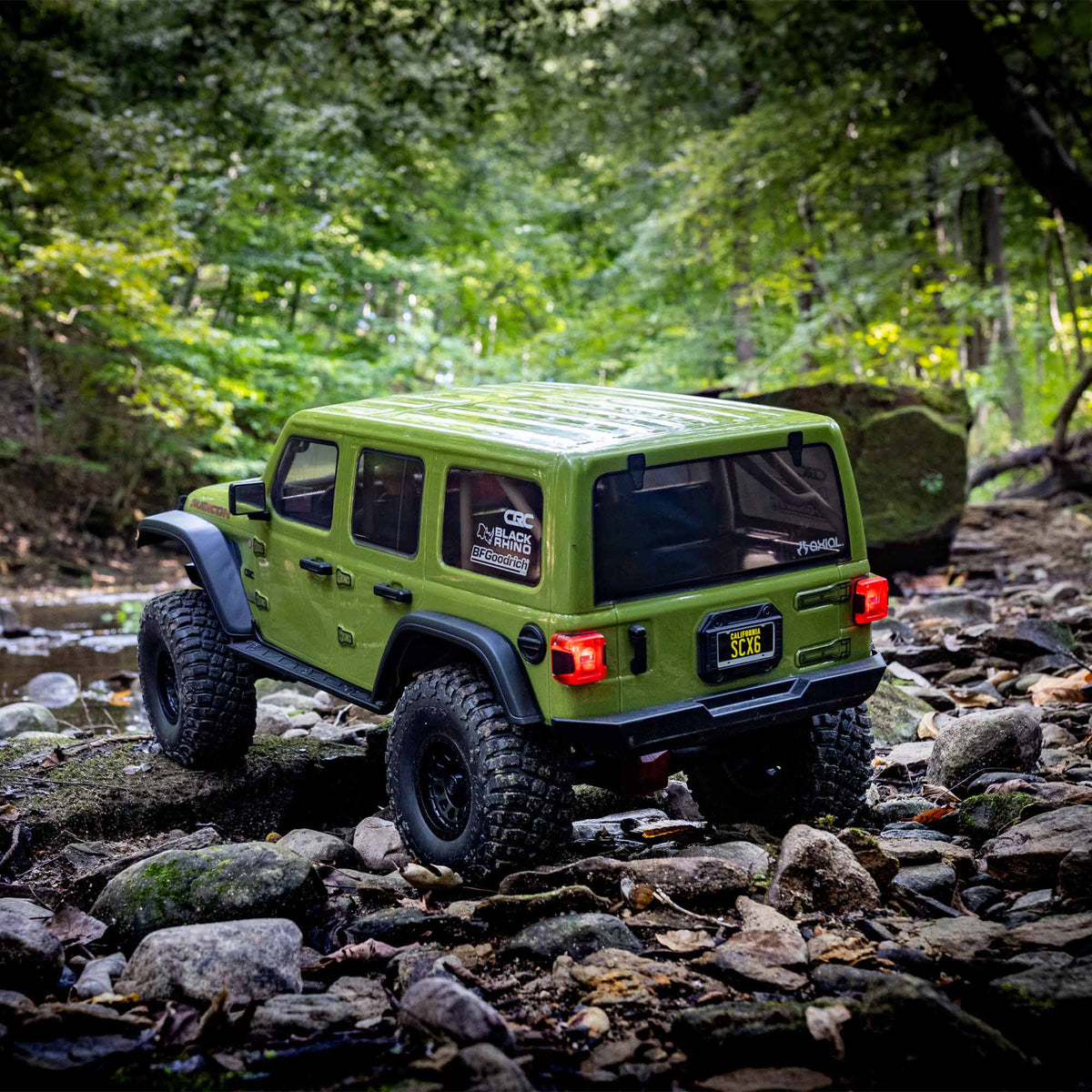 Green 1/6 4 Wheel Drive Electric Rock Crawler RC Truck B679