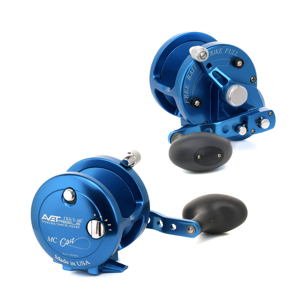 Blue Right Handed Lever Drag Reels U2623