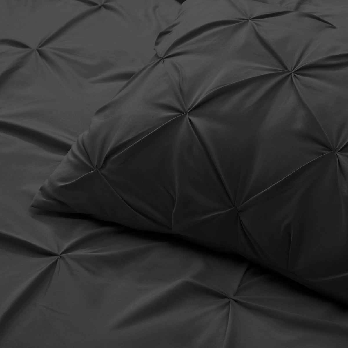 Cream California King Pinch Pleat Duvet Cover Set G52829
