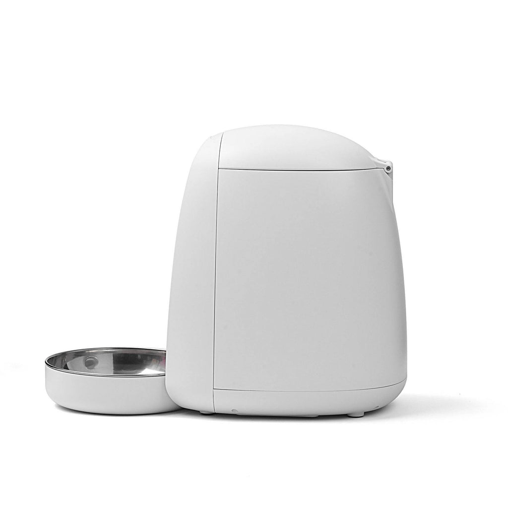 White Automatic Pet Feeder J745