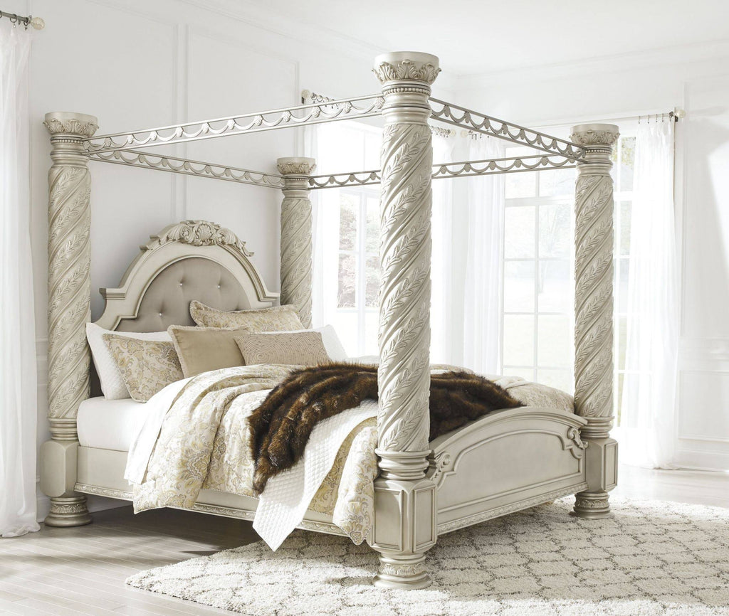 King Canopy Bed M6057