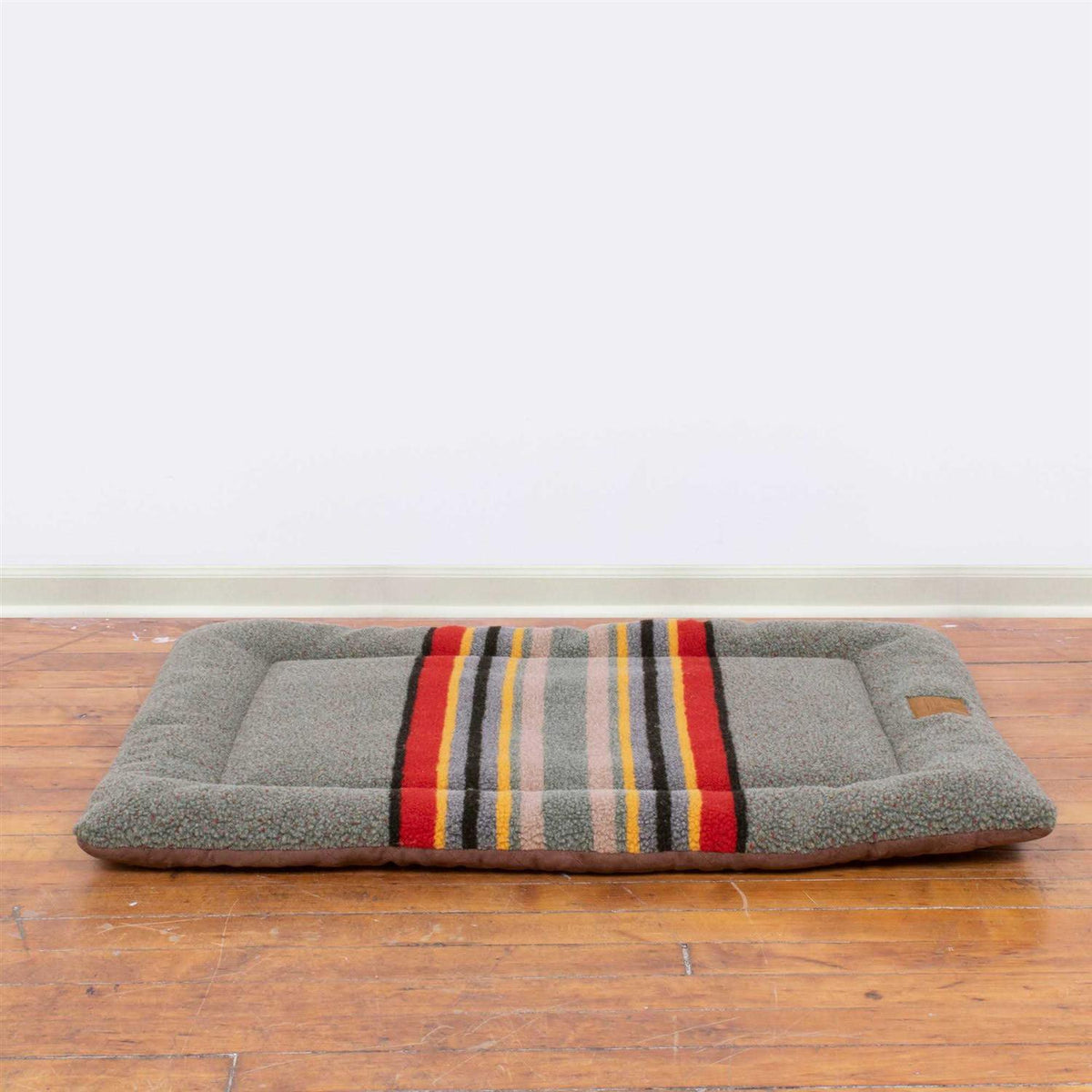Vintage Camp Comfort Cushion D708