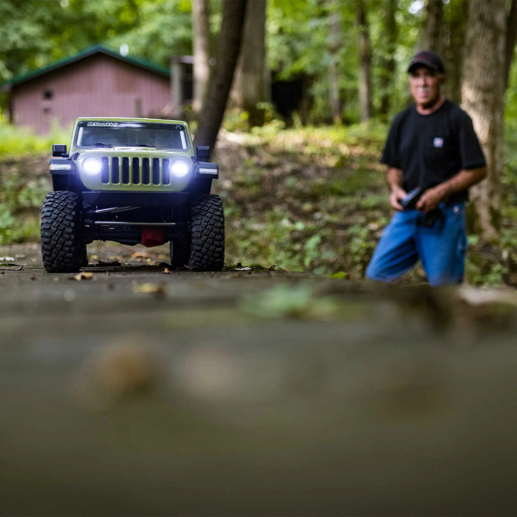 Green 1/6 4 Wheel Drive Electric Rock Crawler RC Truck B679