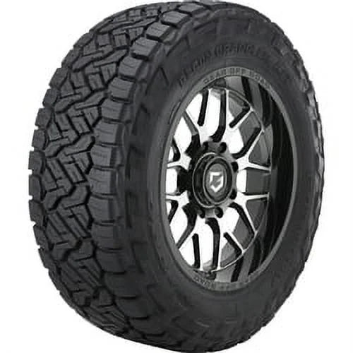 LT305/70R18/8 Nitto Recon Grappler A/T 120R Tire O63788