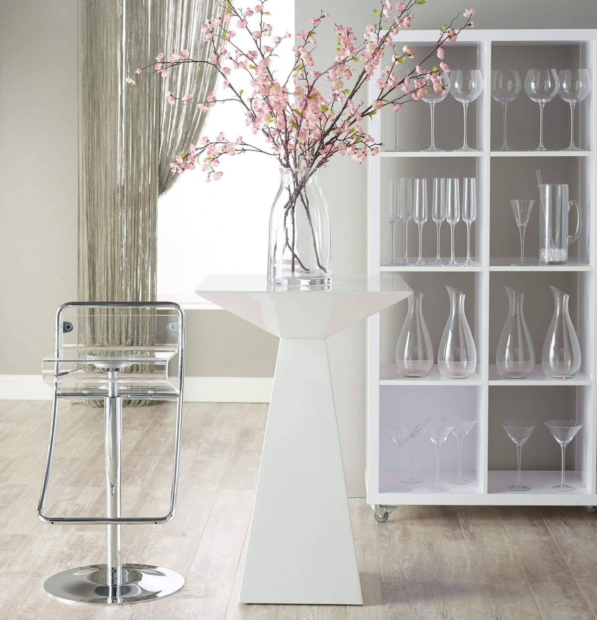 White Bar Table X73708