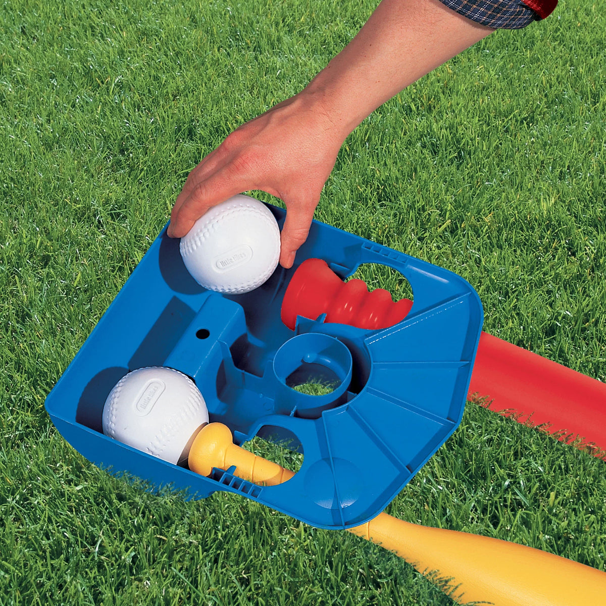 Kids T-Ball Set with Bat and 2 Balls E59082