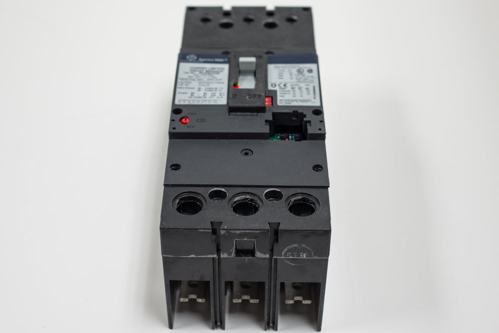 Bolt-On Mount Type Molded Case Circuit Breaker 3-Pole 250 Amp 600 Volt AC G10703