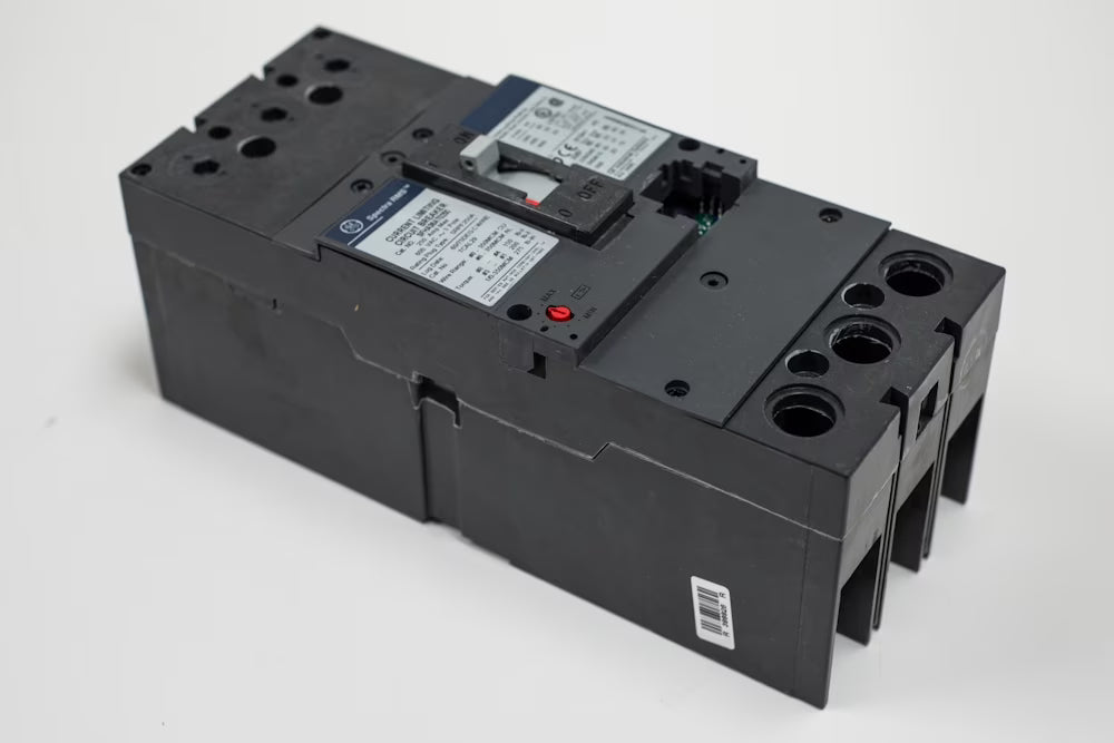 Bolt-On Mount Type Molded Case Circuit Breaker 3-Pole 250 Amp 600 Volt AC G10703