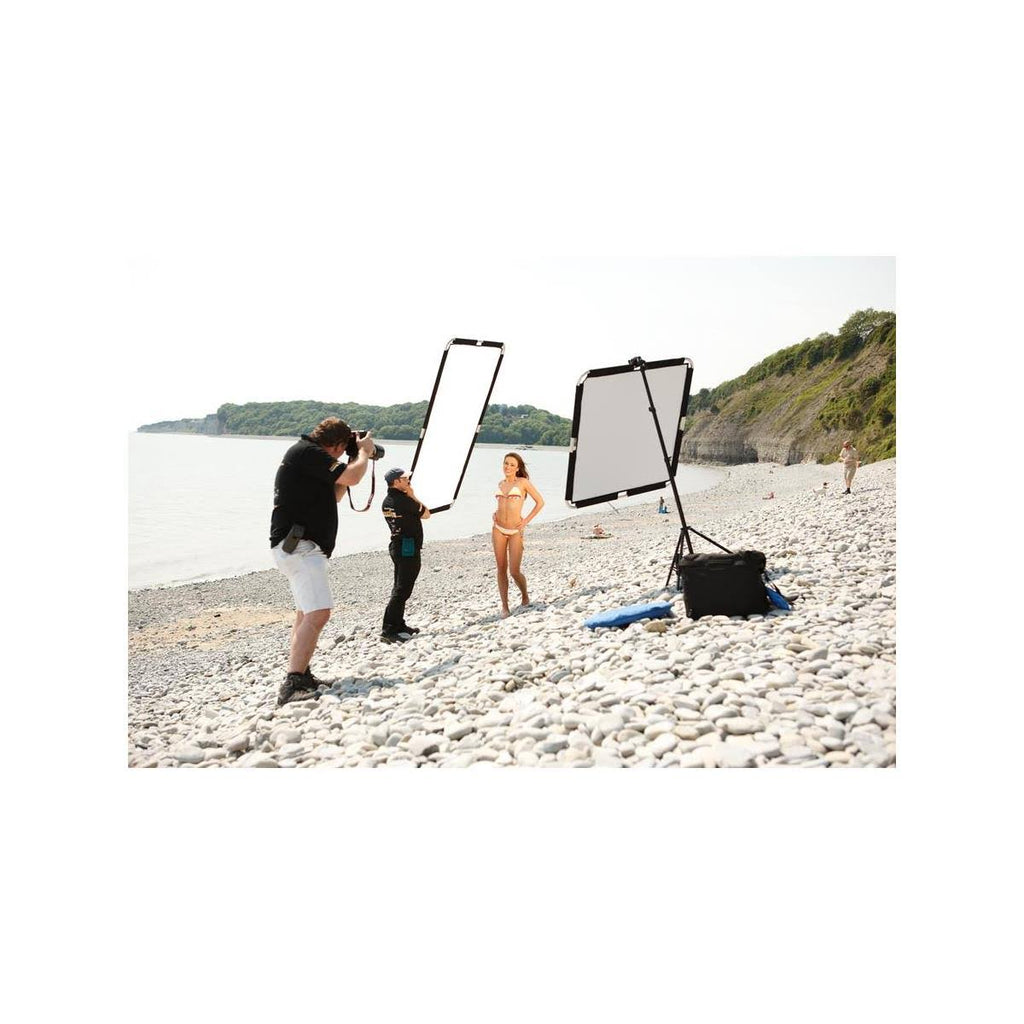 3.6 x 6.6& Skylite Rapid Fabric Reflector (Black/White) Y156409