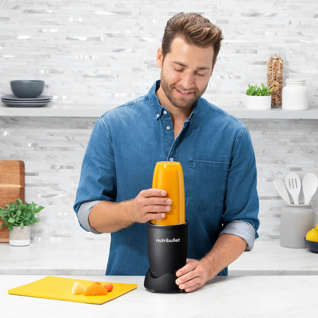 900 Watt 32 oz Personal Blender J54096