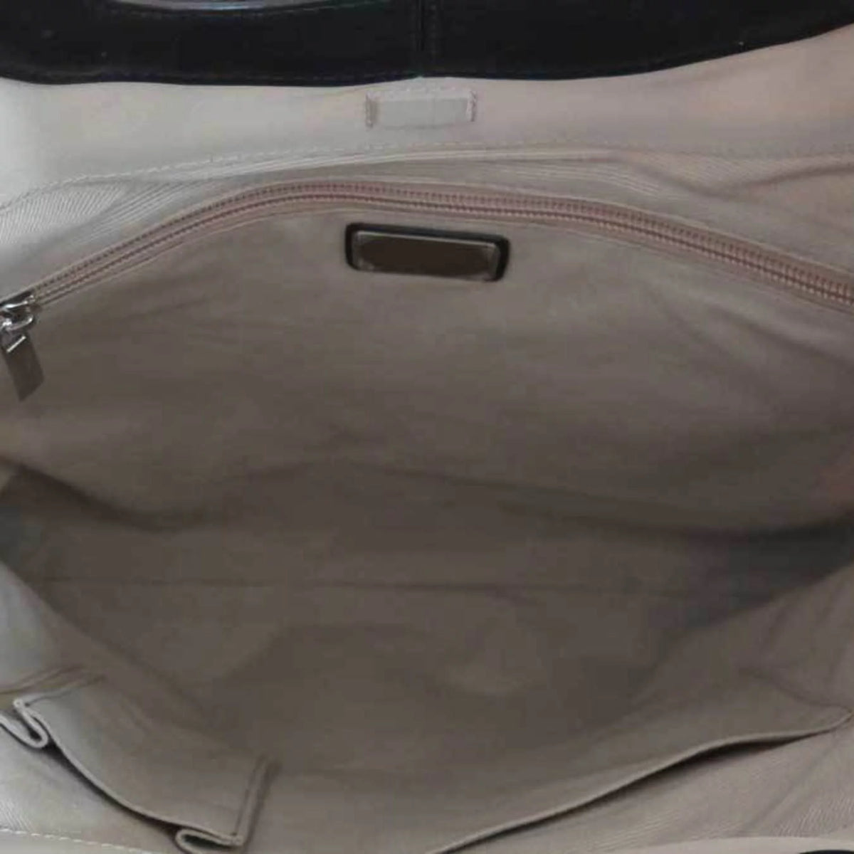 Pre-Owned Nylon Leather Handbag Shoulder Bag Z857136